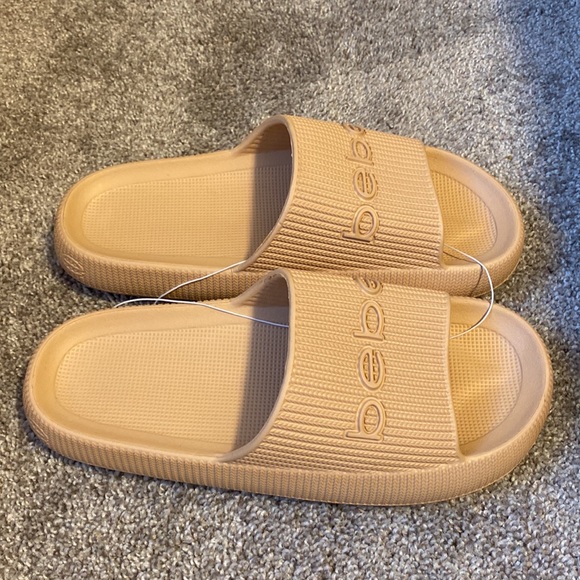 bebe Malga pool slide sandal with bebe logo for casual look - Picture 6 of 9